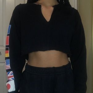 International Bear Cropped Long-sleeve Tee